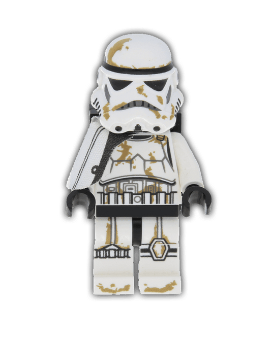 Sandtrooper - White Pauldron, Survival Backpack, Dirt Stains, Balaclava Head Print and Helmet with Dotted Mouth Pattern (SW0383) - BricksAndFigsDE